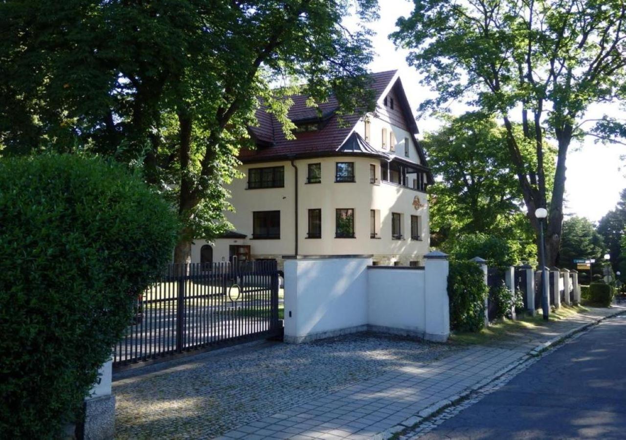 Jasny Dwor Hotel Polanica-Zdroj Luaran gambar