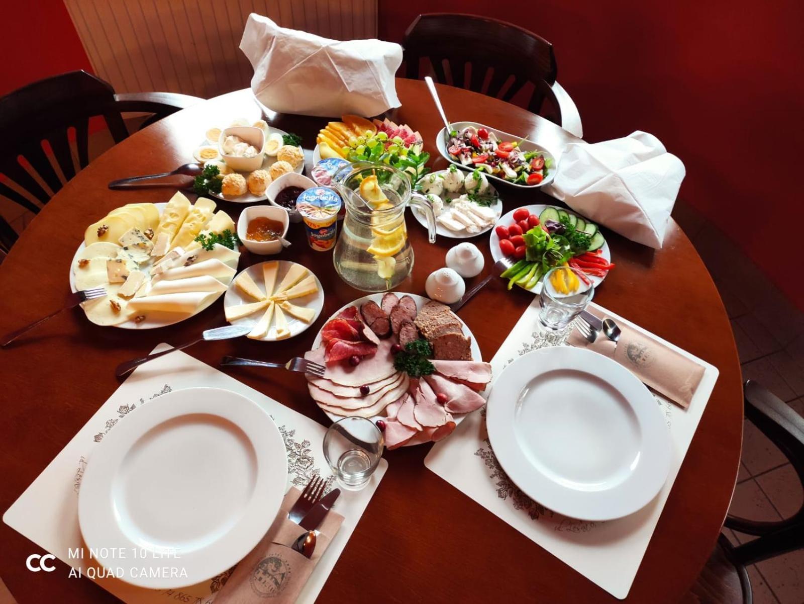 Jasny Dwor Hotel Polanica-Zdroj Luaran gambar