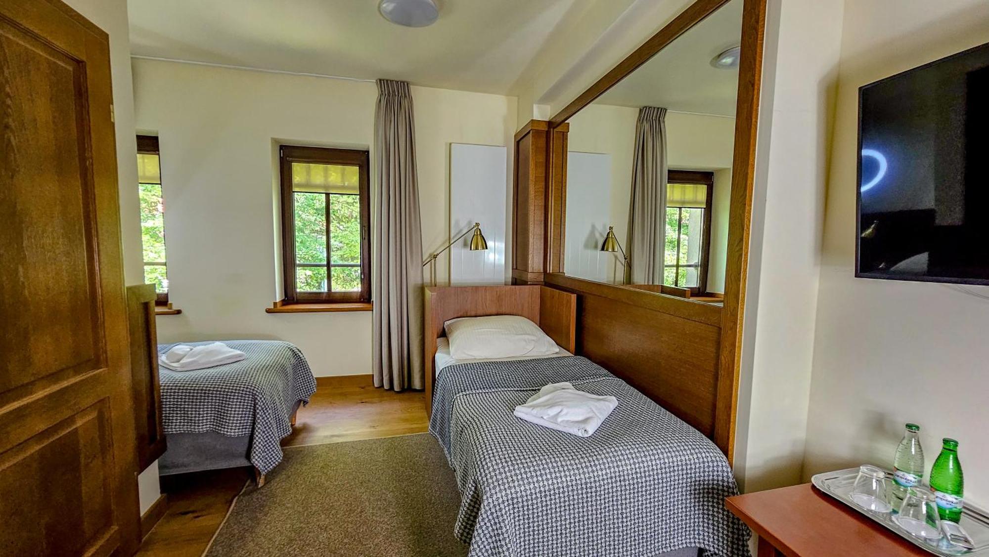 Jasny Dwor Hotel Polanica-Zdroj Luaran gambar