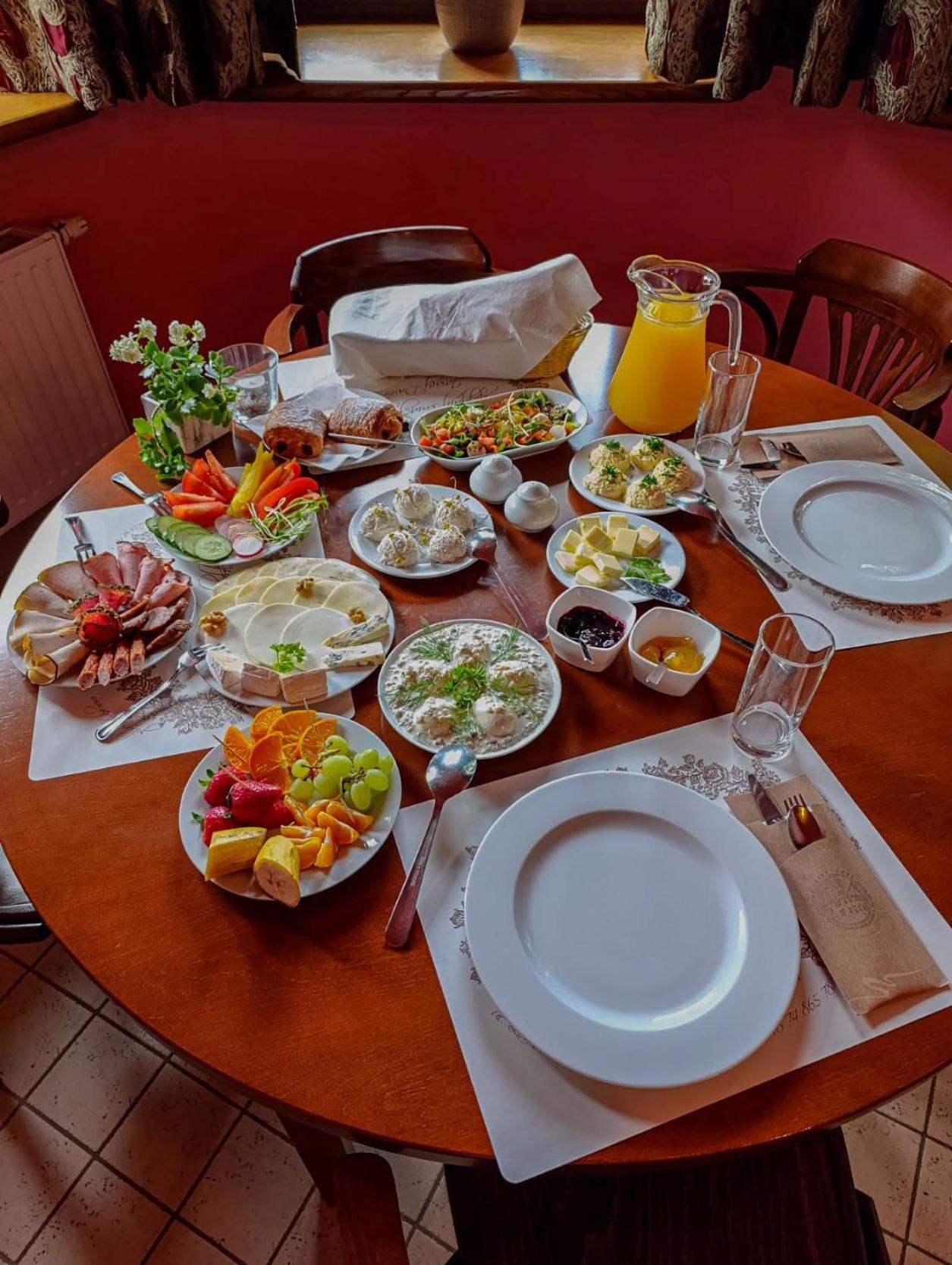 Jasny Dwor Hotel Polanica-Zdroj Luaran gambar